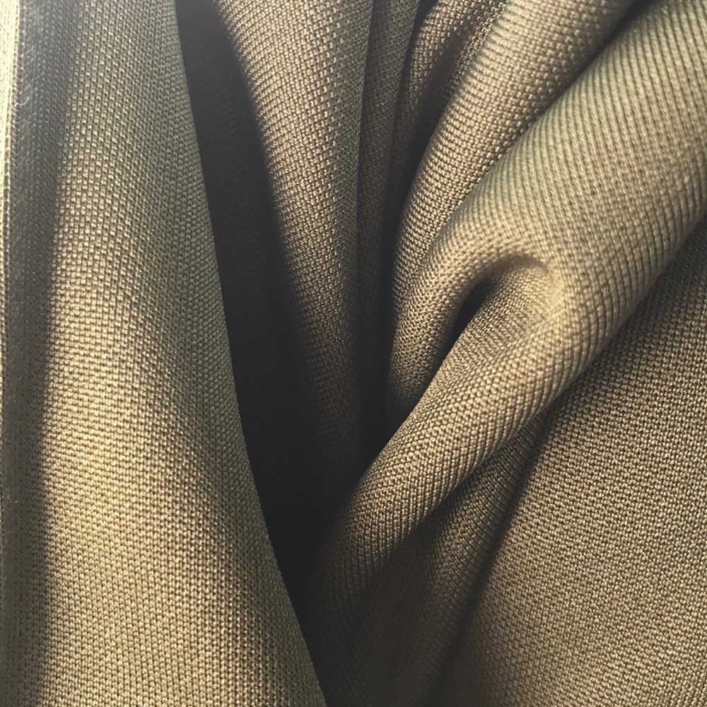 Meet your Posher, Elena